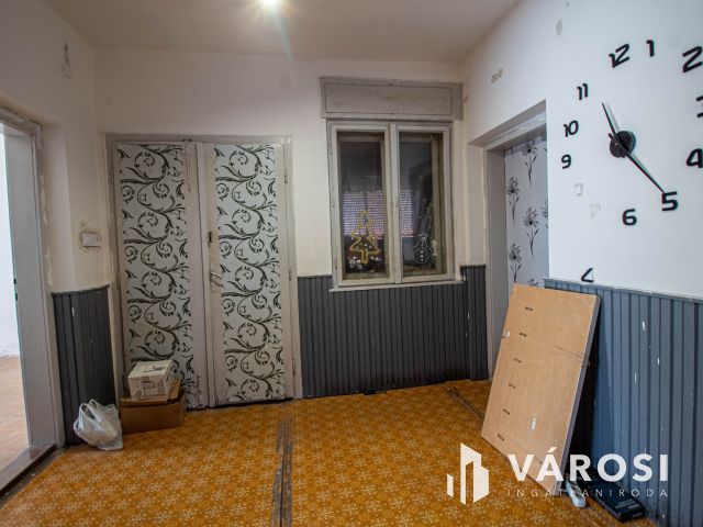 Jól alakítható családi ház Iklódbördőcén